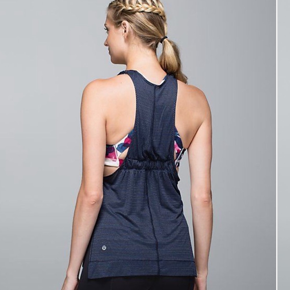 🍋 Lululemon Stash It Tank!